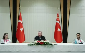 Cumhurbaşkanı Erdoğan, milli sporcuları kabul etti
