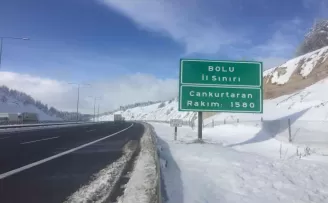 D-100 Karayolu trafiğe kontrollü olarak açıldı
