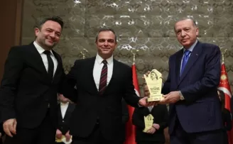 Digiturk yeni yıla ödüllerle başladı
