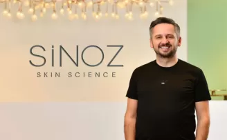 Dijitalde liderlikten küresel raflara... Sinoz’da ’hibrit’ dönem