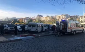 Direksiyon başında fenalaşan sürücü yayaya çarptı
