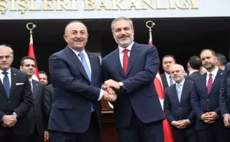 Dışişleri Bakanlığında devir teslim
