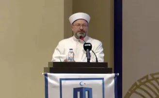 Diyanet İşleri Başkanı Erbaş, şehit aileleri ve gazilerle bir araya geldi
