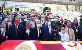 Duygun Yarsuvat son yolculuğuna uğurlandı
