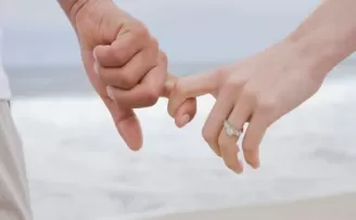Duygusal şiddetin farklı bir türü: Love Bombing
