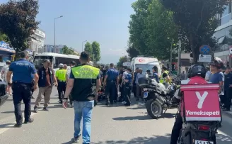 Düzce’de trafik kazası: 2 polis memuru yaralandı