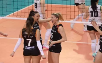 Eczacıbaşı Dynavit yarı finalde

