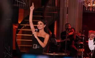 Elif Buse Doğan, başarısını ekrana taşıdı!
