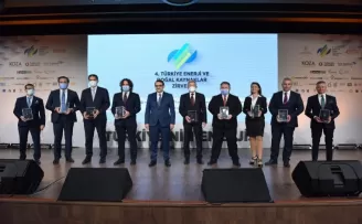 Enerji ve Doğal Kaynaklar Zirvesi’nde enerji şirketine ödül
