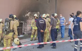 Esenler’de depoda çıkan yangın korkuttu
