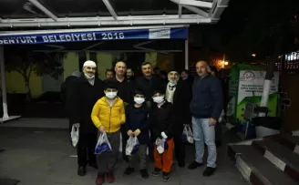 Esenyurt Belediyesi’nden kandil simidi ikramı
