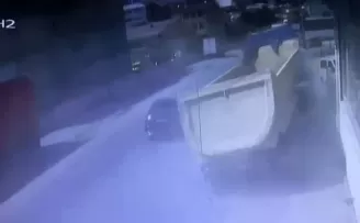 Esenyurt’ta hafriyat kamyonu dehşeti
