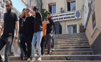 Esenyurt’ta korkunç cinayet: Arkadaşını evinde öldürdü
