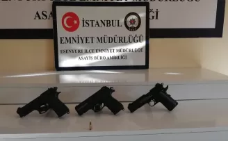 Esenyurt’ta sevgilileri barıştırmak isterken silahlar konuştu
