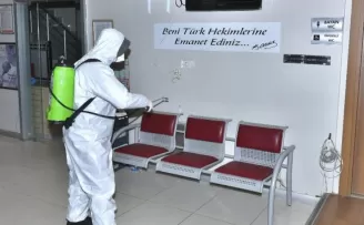 Esenyurt’ta toplu kullanım alanları dezenfekte ediliyor
