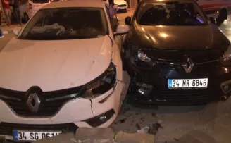 Esenyurt’ta trafik kazası: 2 yaralı
