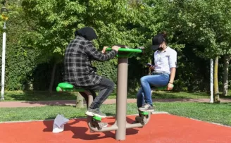 Esenyurt’ta yenilenen parklar vatandaşın takdirini topladı
