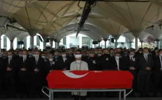 Eski Sağlık Bakanı Durmuş son yolcuğuna uğurlandı
