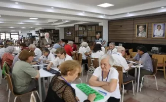 Eskişehir’de yaşlılara moral dopingi