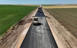 Eskişehir’de yol çalışmaları aralıksız sürüyor