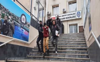 Ev arkadaşını öldüren zanlılar tutuklandı
