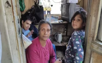 Eyüpsultan’da 5 kişilik ailenin kaldığı gecekondu yangında kül oldu

