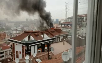 Eyüpsultan’da korkutan çatı yangını
