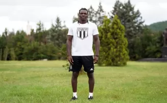 Fabrice N’Sakala: “Şampiyon olursak statta gitar çalacağım”
