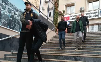 Fatih’te ATM önünde pos makinesiyle 2 milyon liralık vurgun
