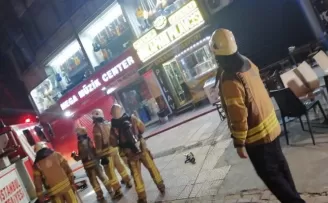 Fatih’te iş yeri yangını
