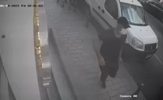 Fatih’te ‘silkeleme’ yöntemiyle hırsızlık

