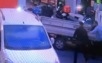 Fatih’te yol tartışmasında bıçaklı saldırı
