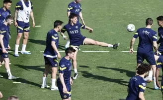 Fenerbahçe, Antalyaspor maçı hazırlıklarına başladı
