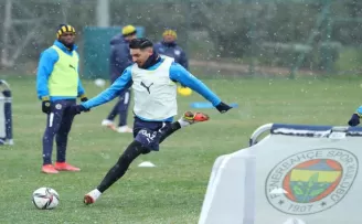 Fenerbahçe, Antalyaspor maçı hazırlıklarını sürdürdü
