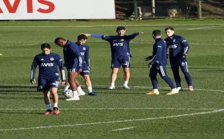 Fenerbahçe derbi hazırlıklarını sürdürdü
