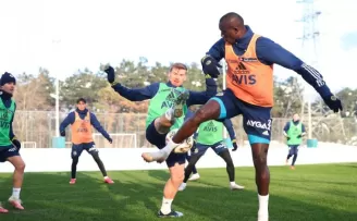 Fenerbahçe, Göztepe maçı hazırlıklarını sürdürdü
