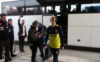 Fenerbahçe Trabzon’da
