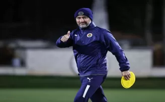 Fenerbahçe, Trabzonspor maçı hazırlıklarına başladı
