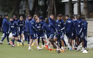 Fenerbahçe, Trabzonspor maçı hazırlıklarını devam ettirdi
