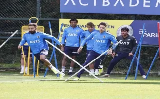 Fenerbahçe, Trabzonspor maçı hazırlıklarını sürdürdü
