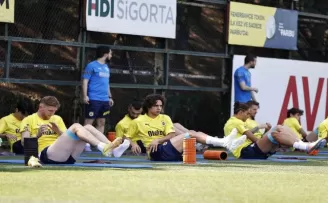Fenerbahçe, yeni sezon hazırlıklarını sürdürdü
