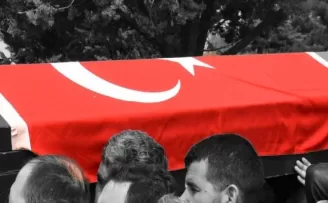 Hakkari'de araç kazası sonucu 1 asker şehit oldu