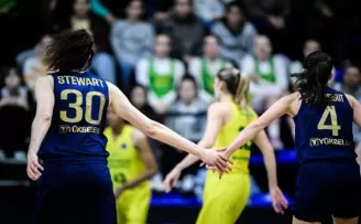 FIBA Kadınlar Euroleague: Sopron Basket: 62 - Fenerbahçe: 82
