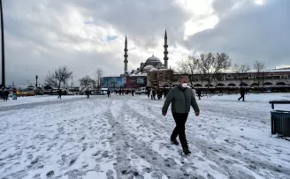 Fotoğraflarla İstanbul’da kar esareti
