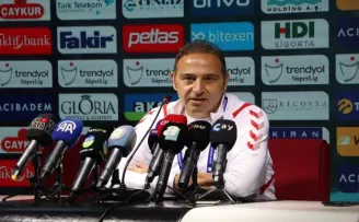 Fuat Çapa: “Bizim için artık tamamen ligin yeniden başlayacağı bir süreç olacak“
