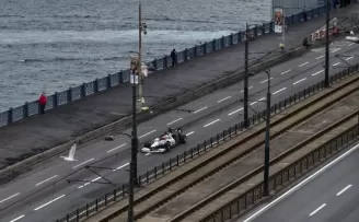 Galata köprüsünde Formula 1 şovu
