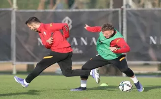Galatasaray, Alanyaspor maçı hazırlıklarını çift antrenmanla sürdürdü
