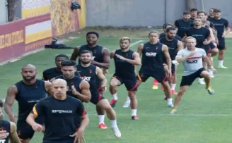 Galatasaray, Gaziantep FK maçı hazırlıklarını çift antrenmanla sürdürdü
