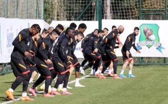 Galatasaray hazırlıklarını Antalya’da sürdürdü
