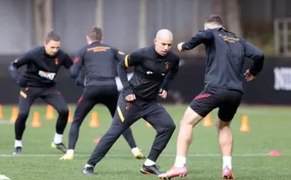 Galatasaray, MKE Ankaragücü hazırlıklarına ara vermeden başladı
